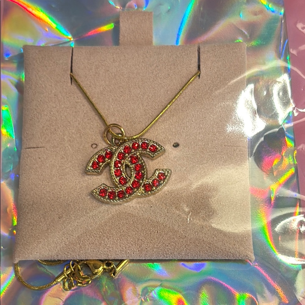 Elegant Red Pendant Necklace